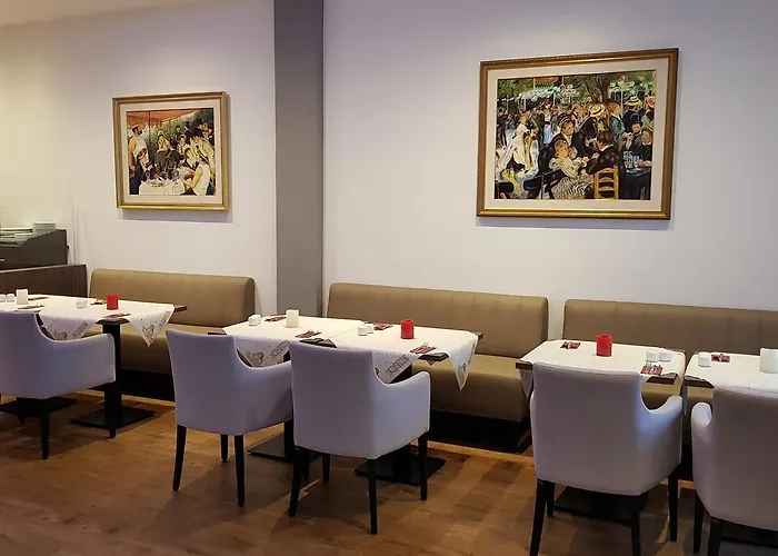 Apartahotel Niederrad 3*